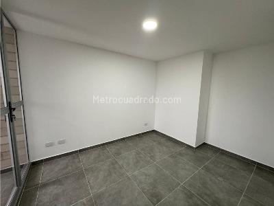 Apartamento de 3 alcobas en venta en Las Lomitas, Sabaneta, 84 m² · foto 12 de 20