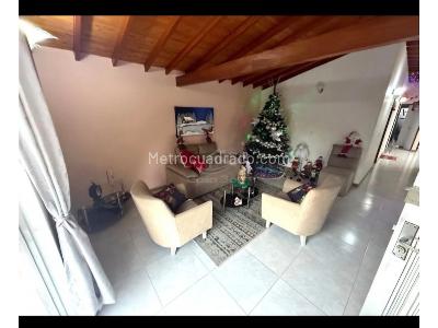 Casa de 3 alcobas en venta en Guayabal, Medellín, 115 m² · foto 8 de 16