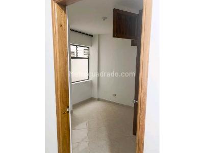 Casa en venta en Asturias, Itagüí · foto 3 de 14
