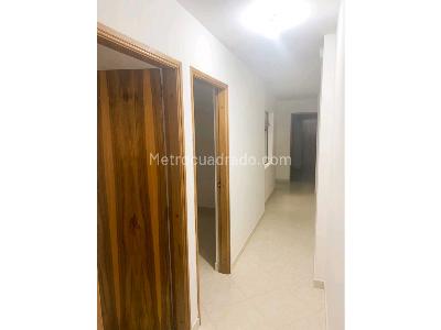 Casa en venta en Asturias, Itagüí · foto 10 de 14
