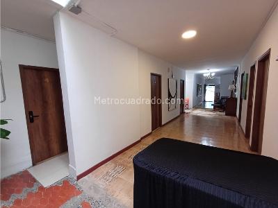 Casa de 5 alcobas en venta en San Joaquin, Medellín, 190 m² · foto 3 de 20