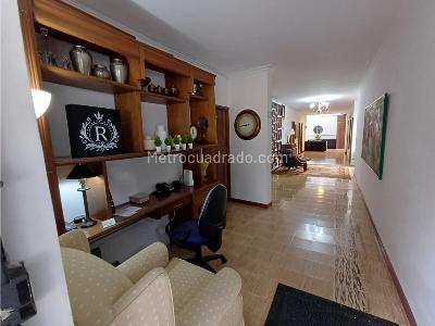 Casa de 5 alcobas en venta en San Joaquin, Medellín, 190 m² · foto 9 de 20