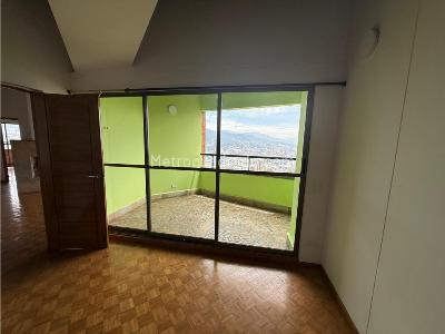 Apartamento de 4 alcobas en venta en Avesmaria, Sabaneta, 269 m² · foto 13 de 20