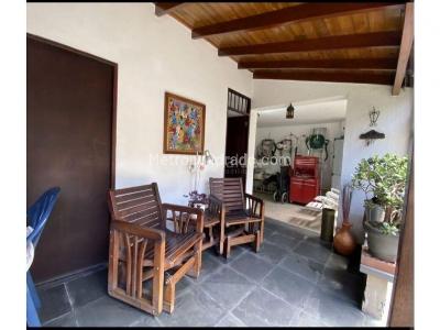Casa de 5 alcobas en venta en Belen, Medellín, 240 m² · foto 11 de 20