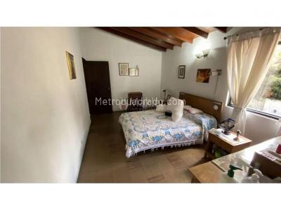 Casa de 5 alcobas en venta en Belen, Medellín, 240 m² · foto 13 de 20