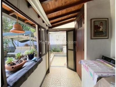 Casa de 5 alcobas en venta en Belen, Medellín, 240 m² · foto 14 de 20