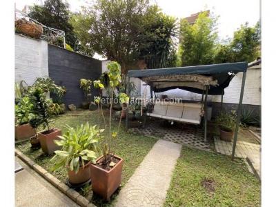 Casa de 5 alcobas en venta en Belen, Medellín, 240 m² · foto 18 de 20