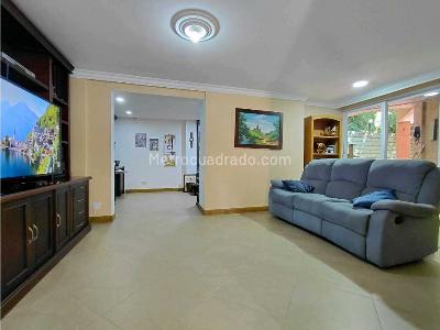 Casa de 4 alcobas en venta en El Poblado, Medellín, 220 m² · foto 17 de 20