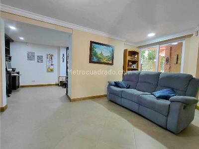 Casa de 4 alcobas en venta en El Poblado, Medellín, 220 m² · foto 18 de 20
