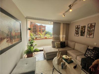 Apartamento en venta en Los Balsos, Medellín · foto 2 de 14