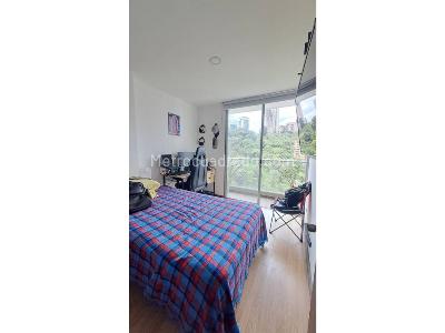 Apartamento de 3 alcobas en venta en Avesmaria, Sabaneta, 84 m² · foto 12 de 20