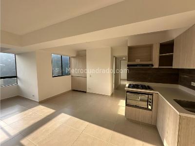 Apartamento de 2 alcobas en venta en Pan De Azucar, Sabaneta, 52 m² · foto 3 de 9