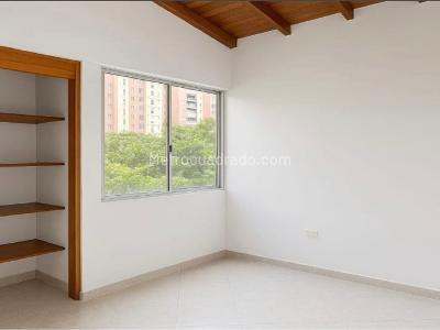 Apartamento de 3 alcobas en venta en San Pablo, Itagüí, 60 m² · foto 4 de 9