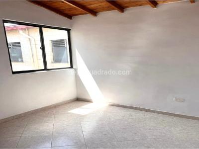 Apartamento de 3 alcobas en venta en San Pablo, Itagüí, 60 m² · foto 5 de 9