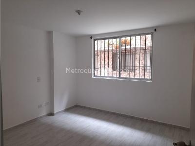 Apartaestudio en venta en Calle Larga, Sabaneta, 39 m² · foto 6 de 11