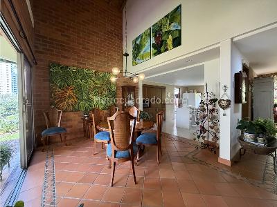 Casa de 3 alcobas en venta en Las Lomitas, Sabaneta, 276 m² · foto 8 de 20