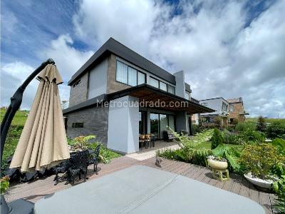Casa de 3 alcobas en venta en Alto De Palmas, Envigado, 350 m² · foto 9 de 17