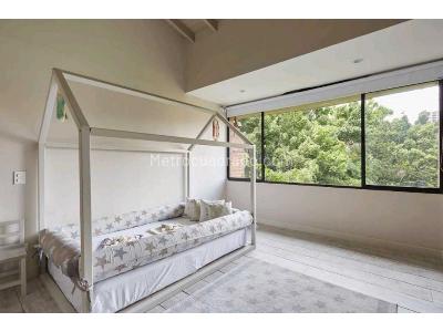 Apartamento de 4 alcobas en venta en El Poblado, Medellín, 296 m² · foto 8 de 13