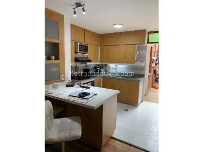 Casa de 3 alcobas en venta en Loma Del Chocho, Envigado, 191 m² · foto 3 de 11