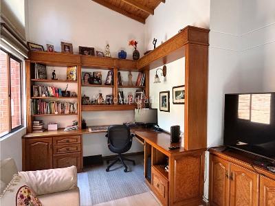 Casa de 3 alcobas en venta en Loma Del Chocho, Envigado, 191 m² · foto 8 de 11