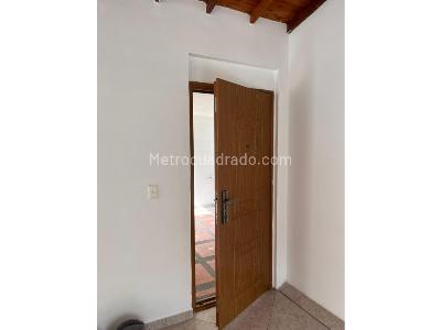 Apartamento de 3 alcobas en venta en San Pablo, Itagüí, 60 m² · foto 4 de 14