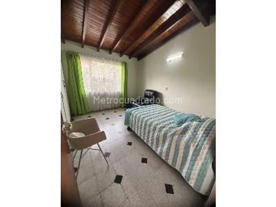 Casa de 5 alcobas en venta en Simon Bolivar, Medellín, 265 m² · foto 7 de 20