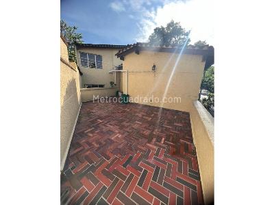 Casa de 5 alcobas en venta en Simon Bolivar, Medellín, 265 m² · foto 8 de 20