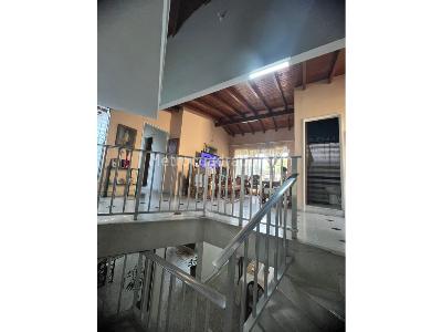 Casa de 5 alcobas en venta en Simon Bolivar, Medellín, 265 m² · foto 13 de 20