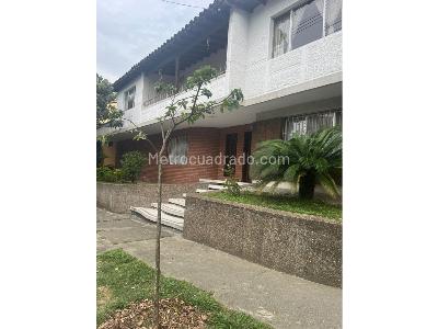 Casa de 5 alcobas en venta en Simon Bolivar, Medellín, 265 m² · foto 15 de 20