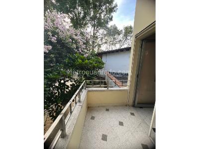 Casa de 5 alcobas en venta en Simon Bolivar, Medellín, 265 m² · foto 19 de 20