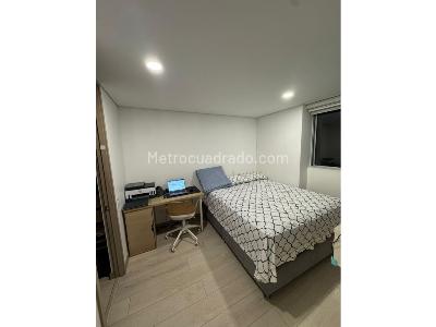 Apartamento de 3 alcobas en venta en Maria Auxiliadora, Sabaneta, 55 m² · foto 4 de 12