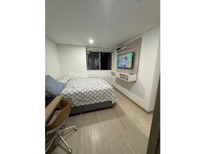 Apartamento de 3 alcobas en venta en Maria Auxiliadora, Sabaneta, 55 m² · foto 5 de 12