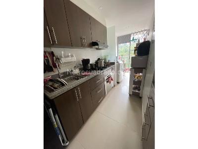 Apartamento de 3 alcobas en venta en Avesmaria, Sabaneta, 82 m² · foto 2 de 15