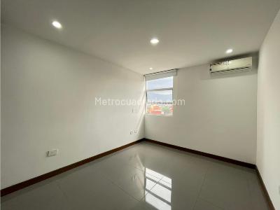 Apartamento de 4 alcobas en venta en Laureles, Medellín, 176 m² · foto 12 de 20