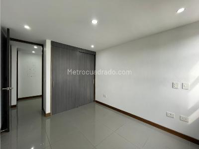 Apartamento de 4 alcobas en venta en Laureles, Medellín, 176 m² · foto 13 de 20