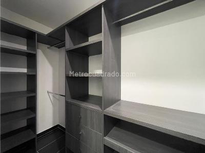 Apartamento de 4 alcobas en venta en Laureles, Medellín, 176 m² · foto 14 de 20
