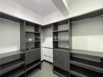 Apartamento de 4 alcobas en venta en Laureles, Medellín, 176 m² · foto 15 de 20