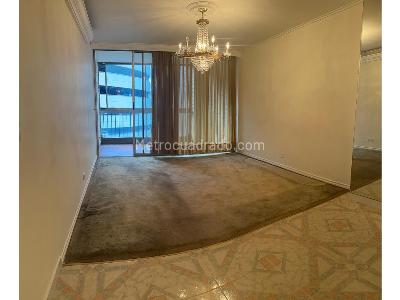 Apartamento de 4 alcobas en venta en Comuna 11 Laureles, Medellín, 164 m² · foto 5 de 7