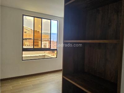 Apartamento de 3 alcobas en venta en Santa Monica, Medellín, 81 m² · foto 10 de 18