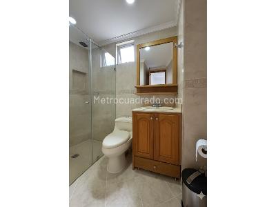 Apartamento de 4 alcobas en venta en Laureles, Medellín, 120 m² · foto 9 de 13