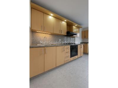 Apartamento de 4 alcobas en venta en Laureles, Medellín, 120 m² · foto 11 de 13