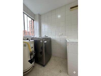 Apartamento de 4 alcobas en venta en Laureles, Medellín, 120 m² · foto 13 de 13