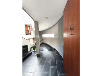 Casa de 5 alcobas en venta en Altos Del Poblado, Medellín · foto 7 de 20