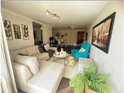 Apartamento de 3 alcobas en venta en El Poblado, Medellín, 95 m² · foto 3 de 10