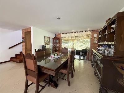 Casa de 4 alcobas en venta en Las Lomitas, Sabaneta, 215 m² · foto 7 de 17