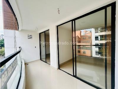 Apartamento de 3 alcobas en venta en Laureles, Medellín, 118 m² · foto 6 de 16