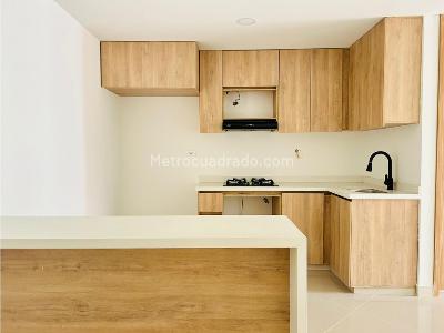 Apartamento de 3 alcobas en venta en Laureles, Medellín, 118 m² · foto 9 de 16