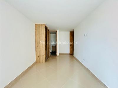 Apartamento de 3 alcobas en venta en Laureles, Medellín, 118 m² · foto 13 de 16