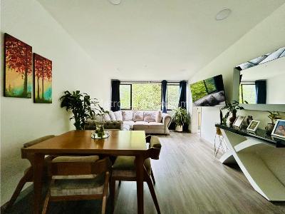 Apartamento en venta en La America, Medellín · foto 2 de 19