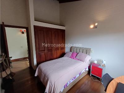 Casa de 4 alcobas en venta en El Poblado, Medellín, 193 m² · foto 14 de 20